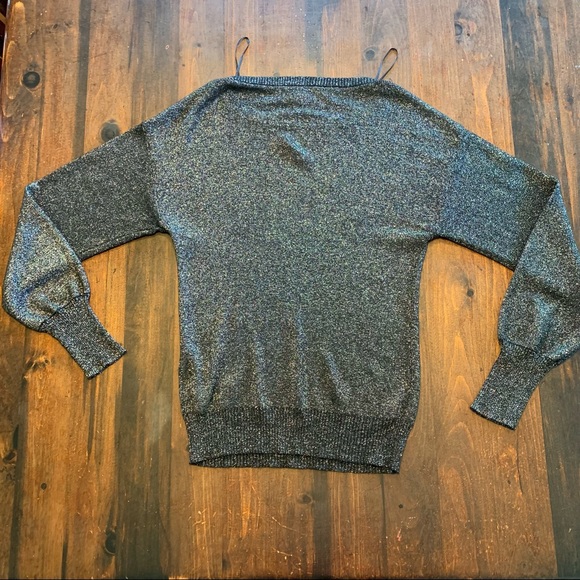 Le Chateau- Roxy Earle sparkly Long sleeve Medium - Picture 4 of 4